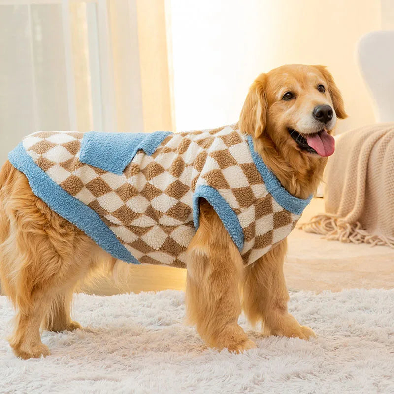 Big Paw Adventures: Cozy Winter Fleece Sweater for Your Large Breed Explorer