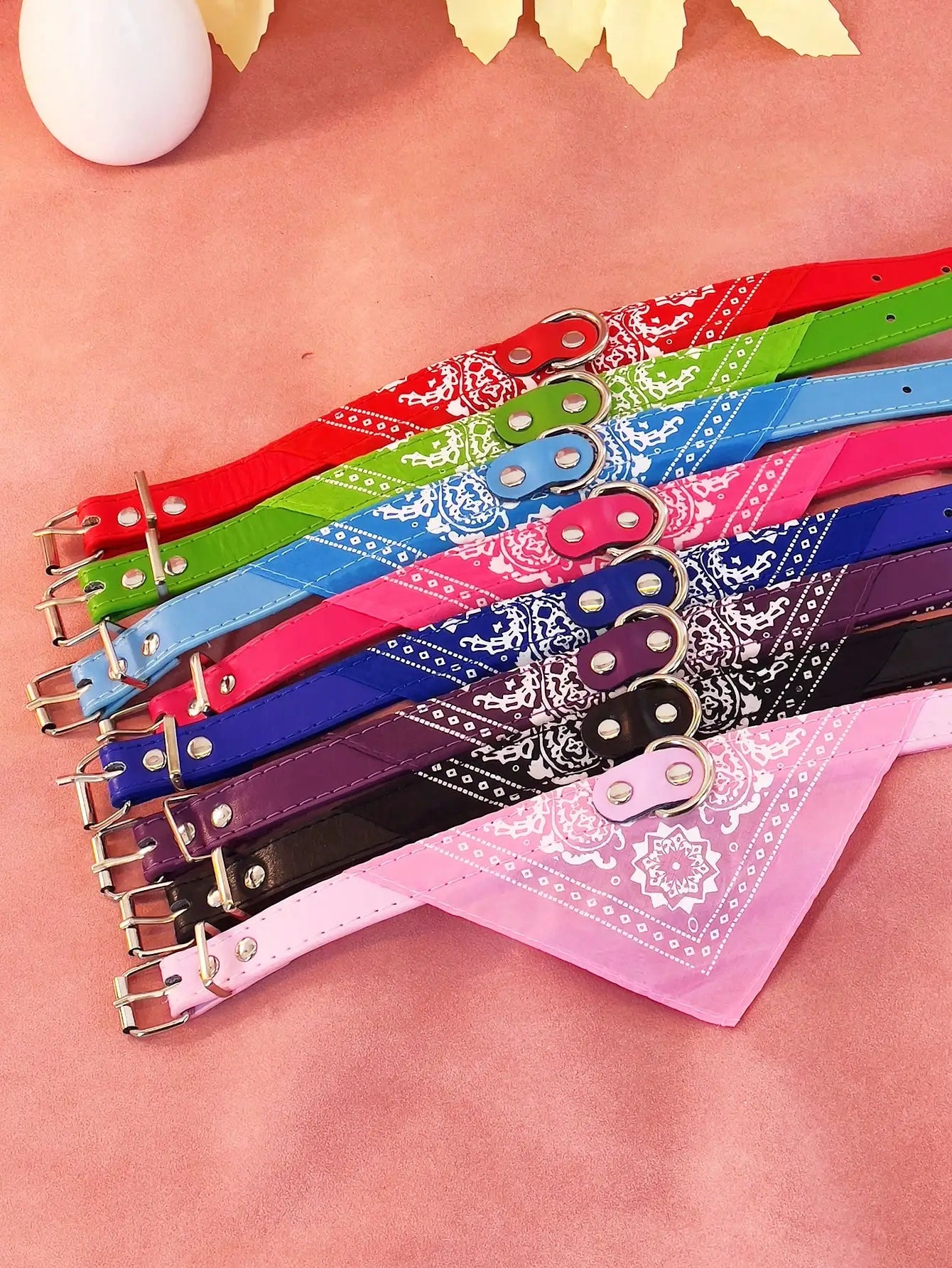 Stylish & Functional Pet Bandana Collar –Adjustable & Perfect for All Seasons