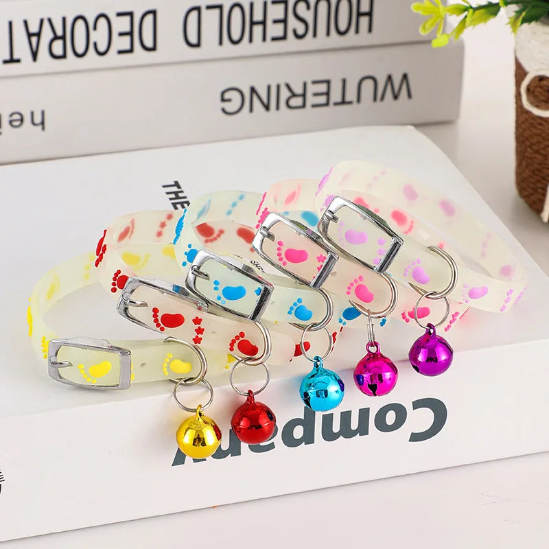 Fluorescent Pet Safety Collar – Adjustable, Light-Up Design with Bell for Cats & Puppies