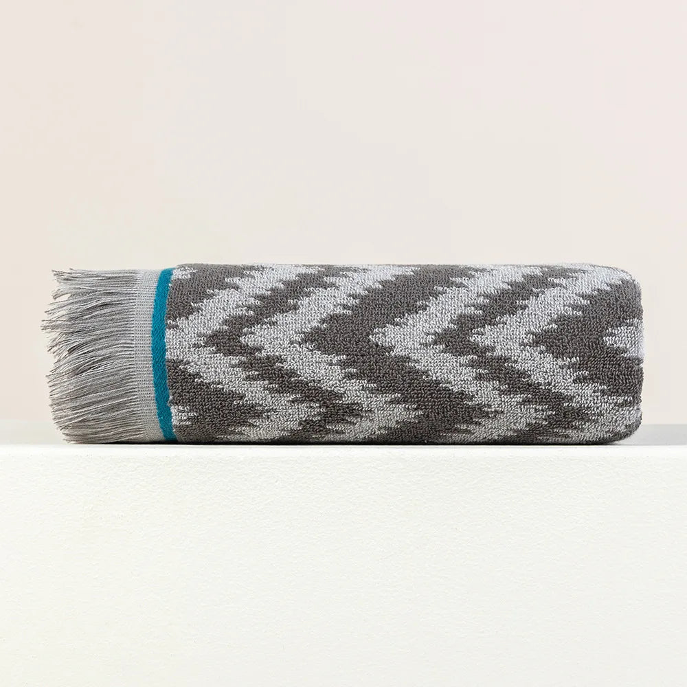100% Cotton Tassel Pet Towel – Soft, Durable & Perfect for Grooming and Cuddles