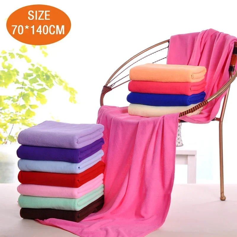Quick-Dry Microfiber Bath Towel – Perfect for Active Pet Owners