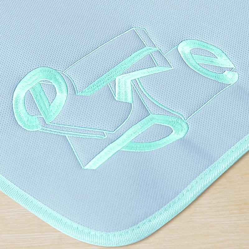 Cool Paws Summer Mat: Chill Ice Silk Comfort for Your Cats and Dogs