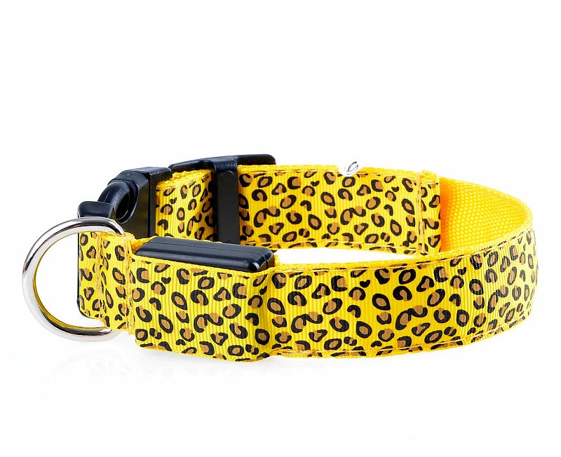 LED Dog Collar – Stylish, Waterproof & Safety-Enhanced Night Glow with Adjustable Fit