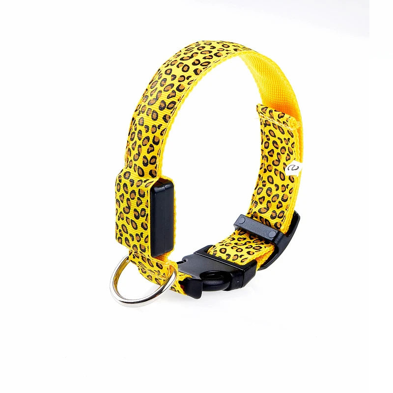 LED Dog Collar – Stylish, Waterproof & Safety-Enhanced Night Glow with Adjustable Fit
