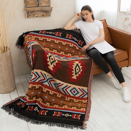 Cozy Geometric Cotton-Linen Blanket for Outdoor Adventures and Pet Lovers