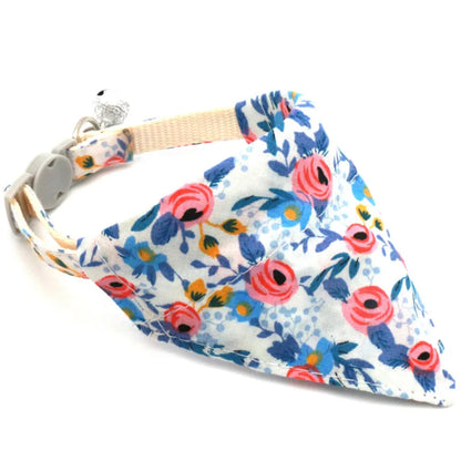 Chic Daisy-Print Adjustable Neck Scarf for Stylish Cats