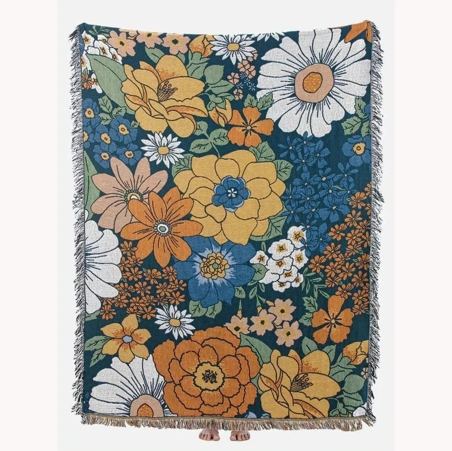 Cozy Geometric Cotton-Linen Blanket for Outdoor Adventures and Pet Lovers