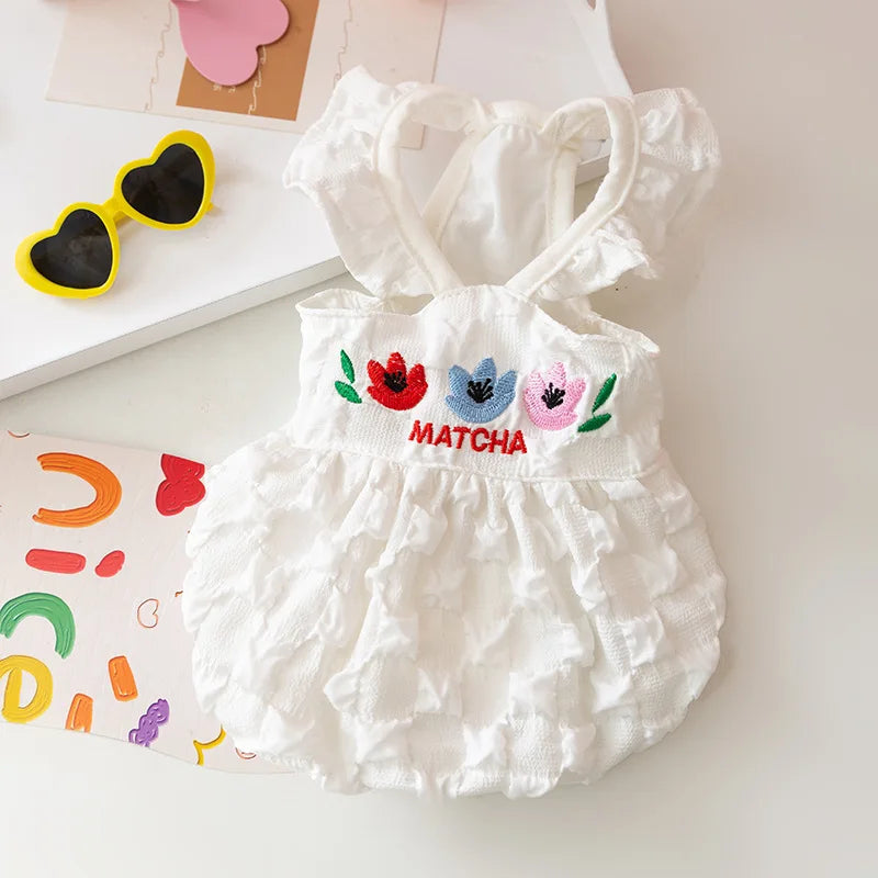 Runway Bloom Pet Dress: Chic Cooling Summer Skirt for Trendsetting Pups