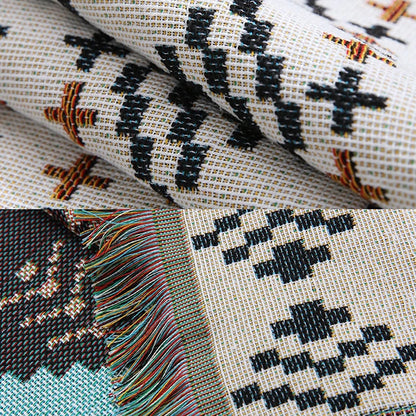 Cozy Geometric Cotton-Linen Blanket for Outdoor Adventures and Pet Lovers