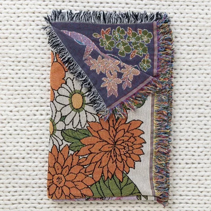 Floral Thread Blanket – Stylish, Durable & Perfect for Home and Adventures and Pet's Comfort
