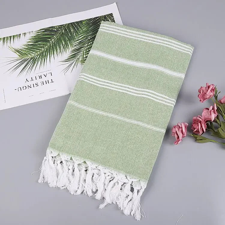Bubble Kiss Turkish Beach Towel – Stylish, Quick-Dry Comfort for Pet-Loving Trendsetters