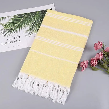 Bubble Kiss Turkish Beach Towel – Stylish, Quick-Dry Comfort for Pet-Loving Trendsetters