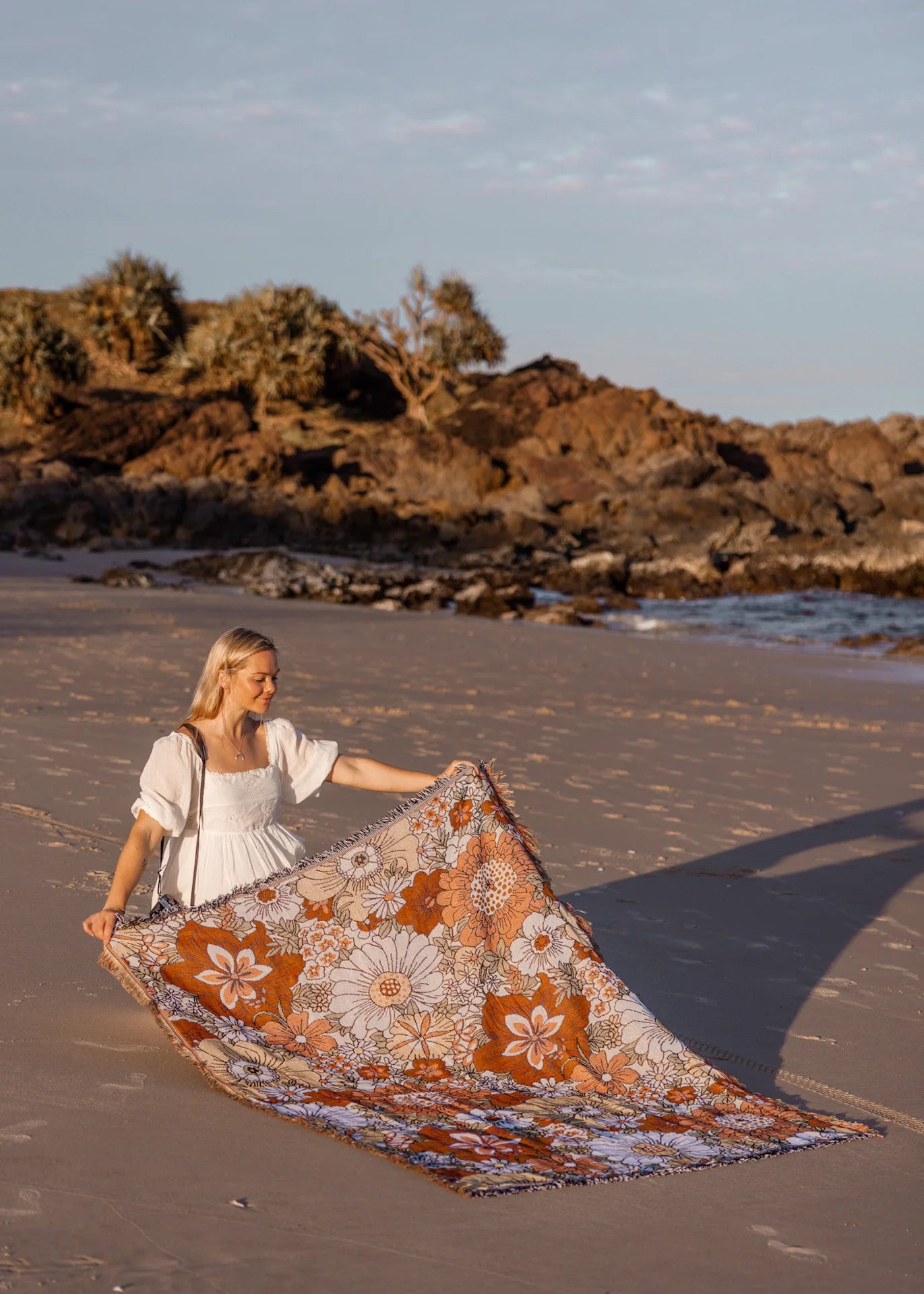 Kawaii Pet Blanket – Stylish & Versatile for Home, Travel, and Pets