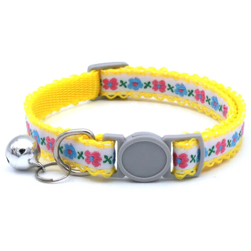 Exquisite Floral Embroidered Cat Collar – Adjustable, Lightweight & Bell-Equipped