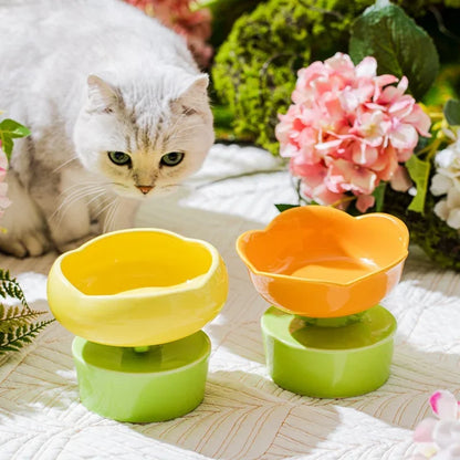 Creative Flower-Shaped Ceramic Bowl – Stylish & Perfect for Cats