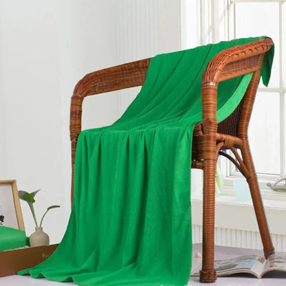 Quick-Dry Microfiber Bath Towel – Perfect for Active Pet Owners