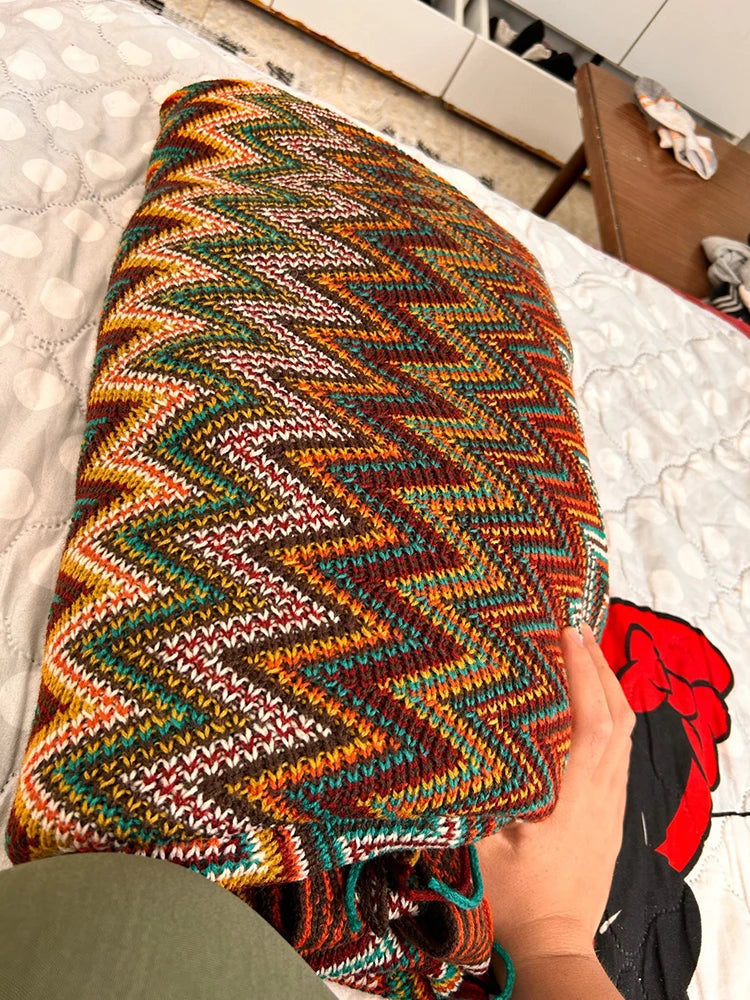 Boho-Inspired Woven Blanket – Stylish, Versatile & Retro-Chic