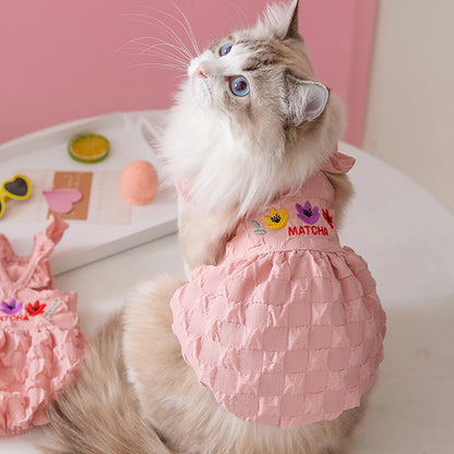 Runway Bloom Pet Dress: Chic Cooling Summer Skirt for Trendsetting Pups