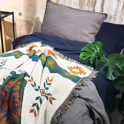 Cozy Geometric Cotton-Linen Blanket for Outdoor Adventures and Pet Lovers