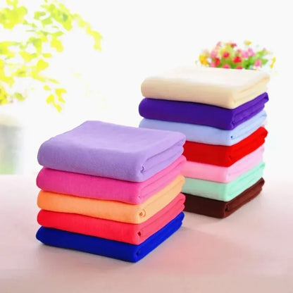 Quick-Dry Microfiber Bath Towel – Perfect for Active Pet Owners