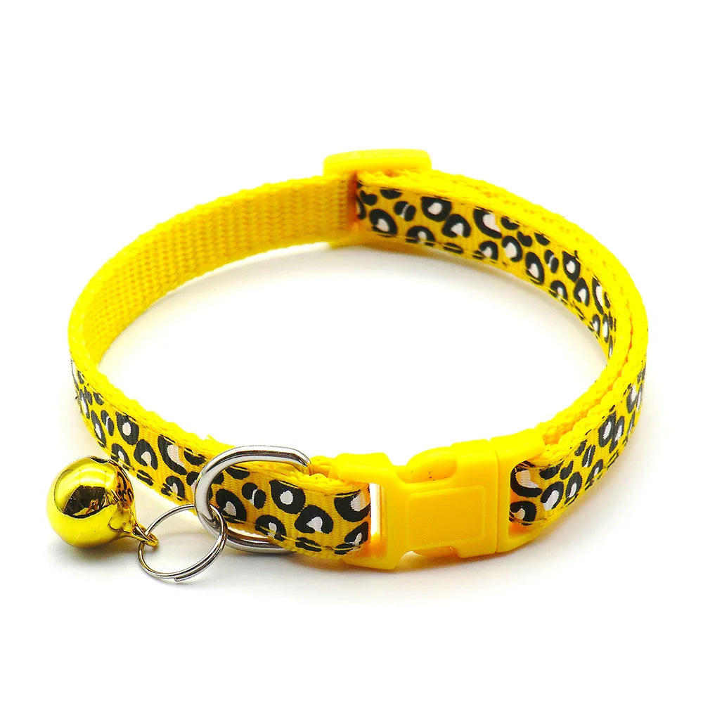 Leopard Print Adjustable Cat Collar – Stylish, Comfortable & Bell-Equipped for fashionable pets