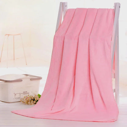 Quick-Dry Microfiber Bath Towel – Perfect for Active Pet Owners