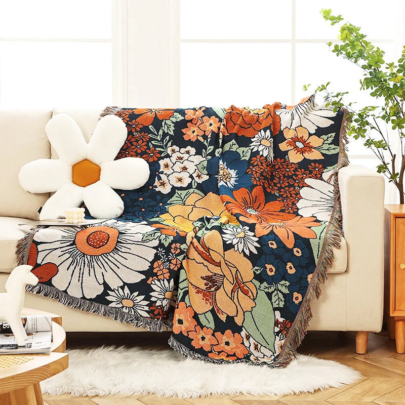Cozy Geometric Cotton-Linen Blanket for Outdoor Adventures and Pet Lovers