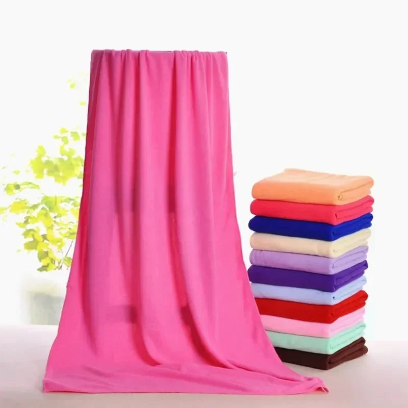 Quick-Dry Microfiber Bath Towel – Perfect for Active Pet Owners