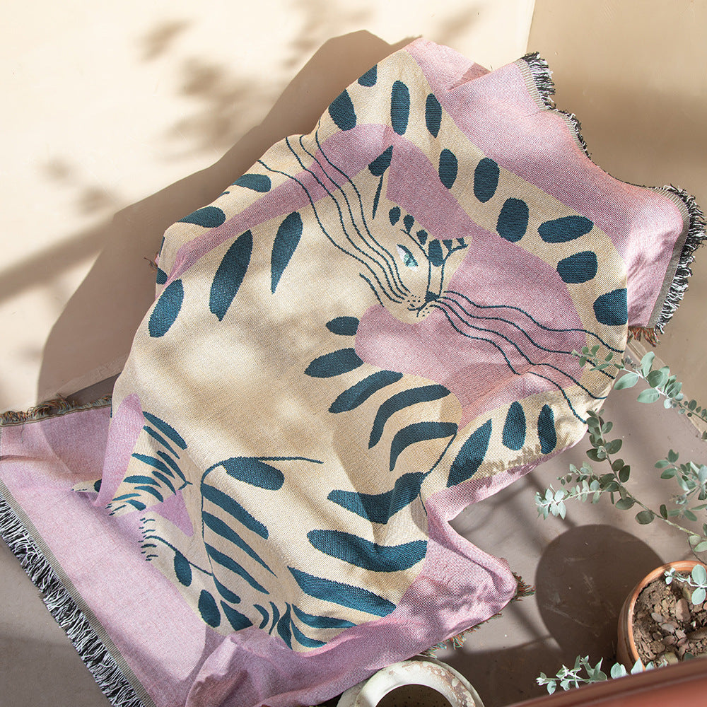 Pink Cat Pattern Cotton Blanket – Perfect for Pets & Pet Parents!