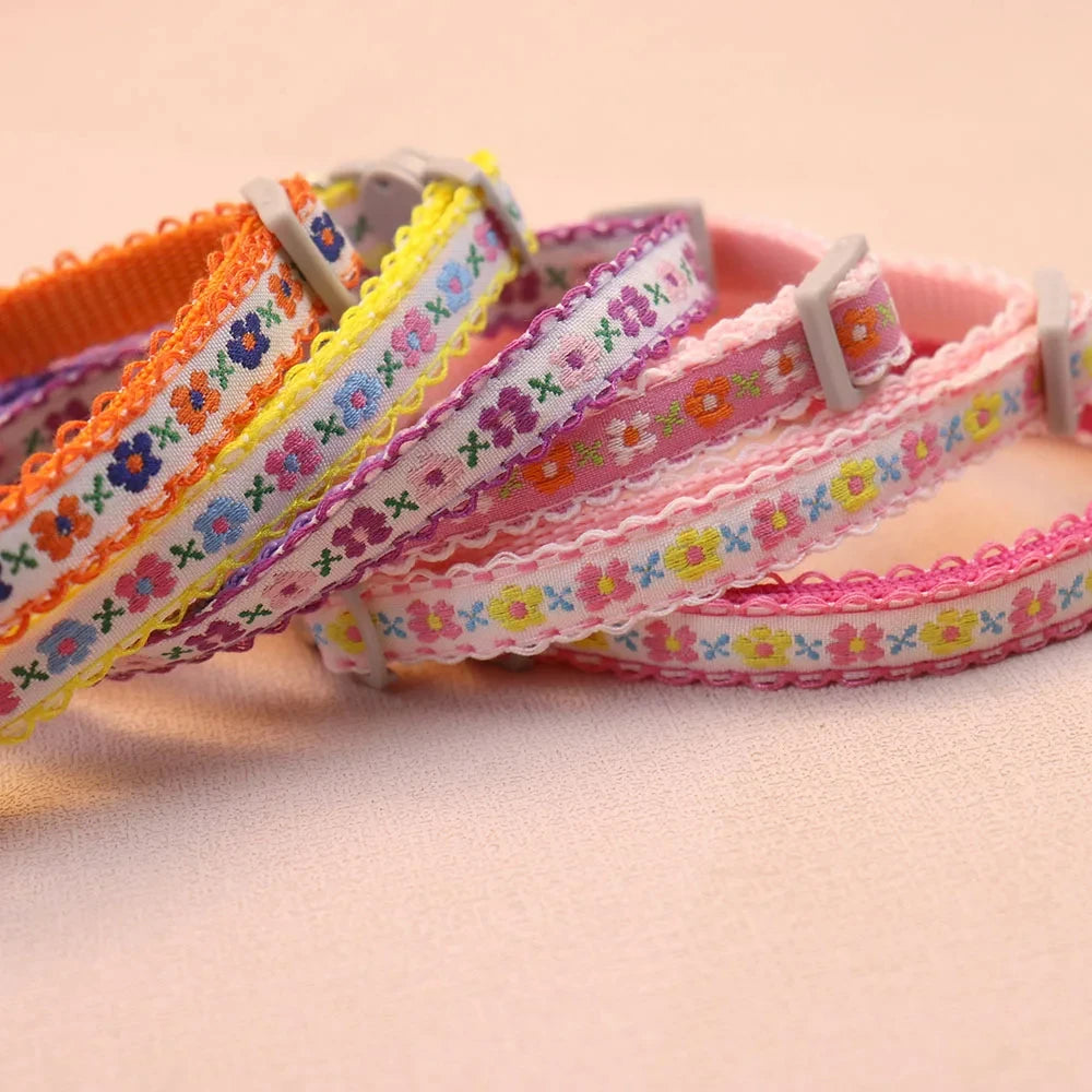 Exquisite Floral Embroidered Cat Collar – Adjustable, Lightweight & Bell-Equipped