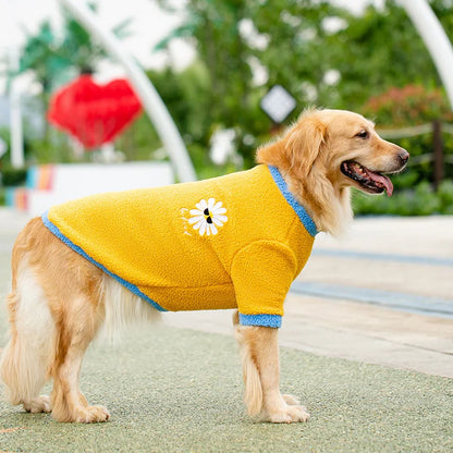 Big Paw Adventures: Cozy Winter Fleece Sweater for Your Large Breed Explorer