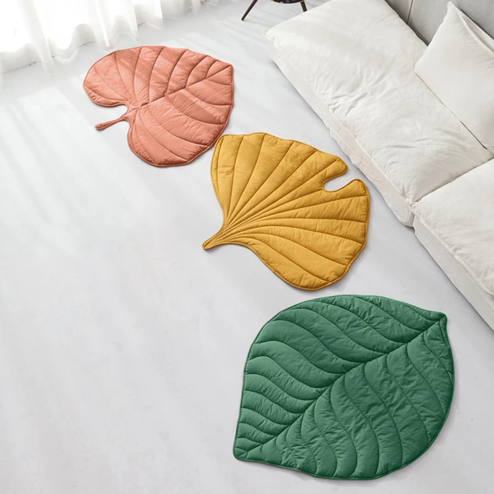 Leaf-Shaped Pet Bed Mat – Cozy, Stylish & Perfect for Every Pet