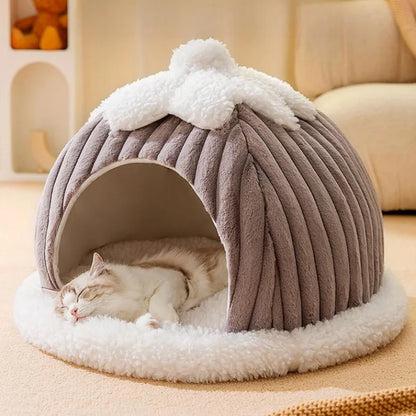 Enchanted Forest – The Cheerful Dog/ Cat Ultimate Dreamy House!